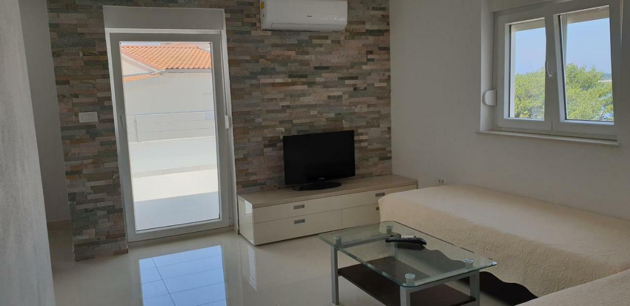 Apartments Mia Bilo Podgreben Екстериор снимка